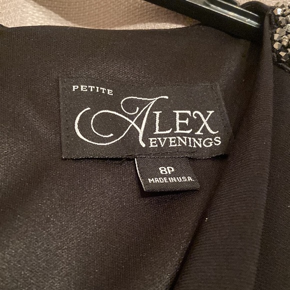 Black 8Petite Alex Evening Dress - Picture 5 of 8